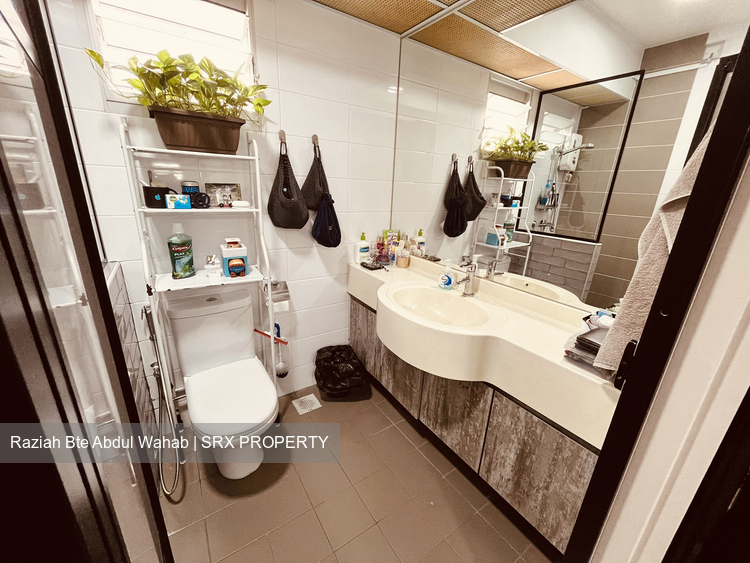 Blk 216A Boon Lay Avenue (Jurong West), HDB 5 Rooms #358562681